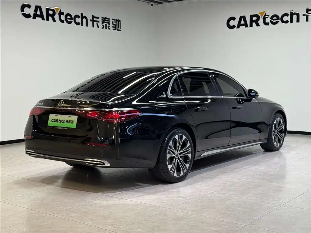 Mercedes-Benz E-Class New Energy 2024 E 350 e L Plug-in Hybrid Sedan фото 4