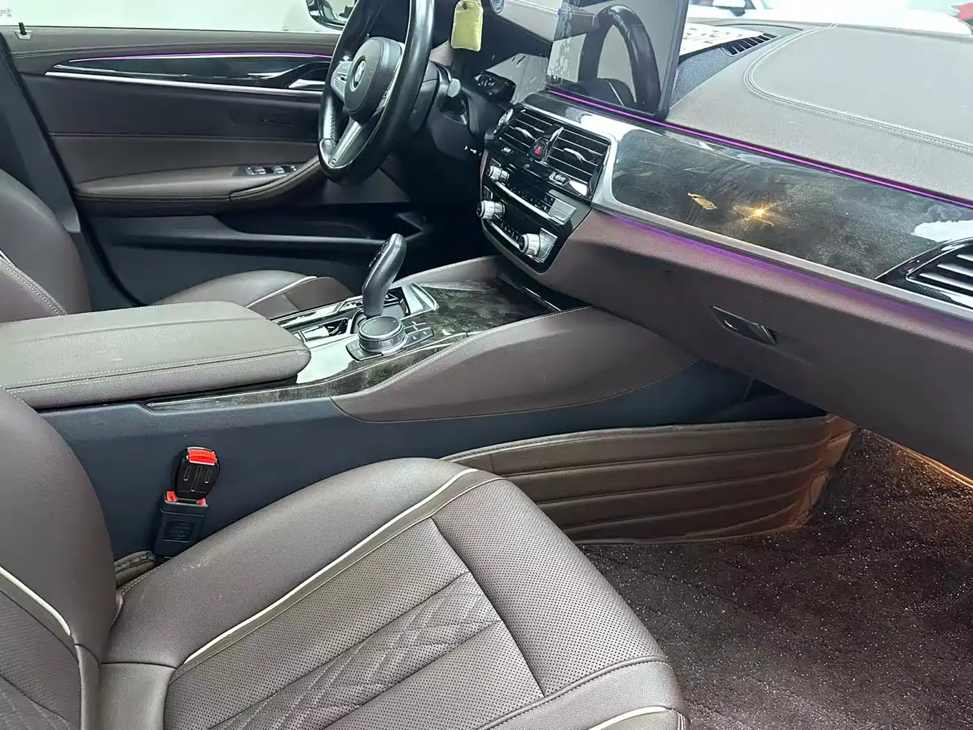 BMW 5 Series 2020 525Li M Sport Package фото 9