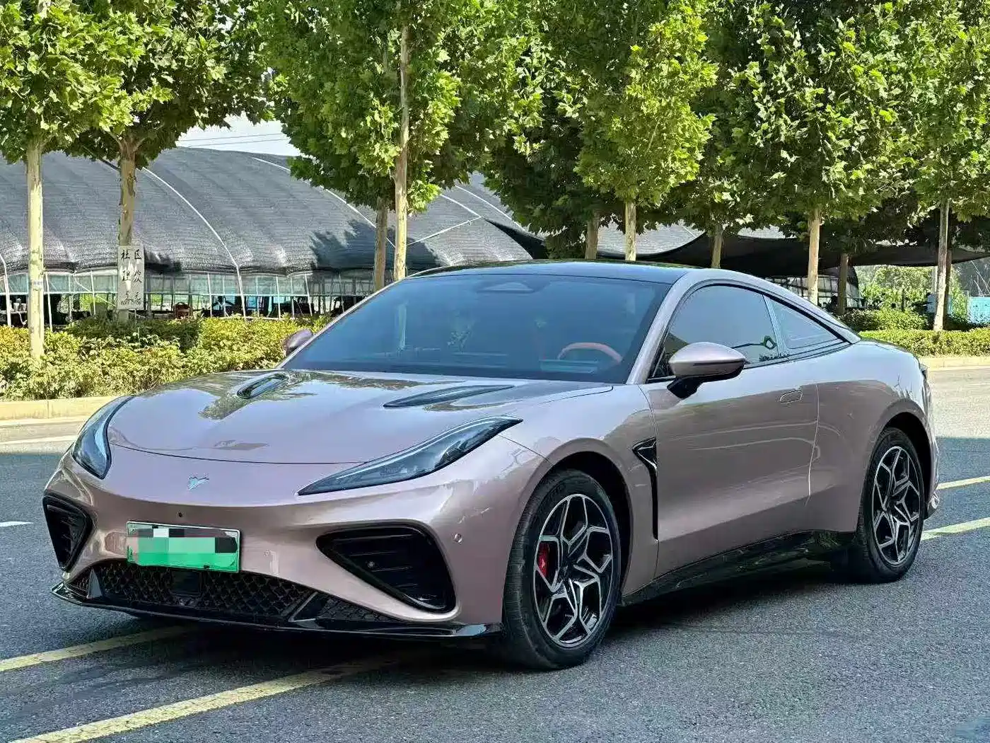 Nezha Auto Nezha GT 2023 580 AWD