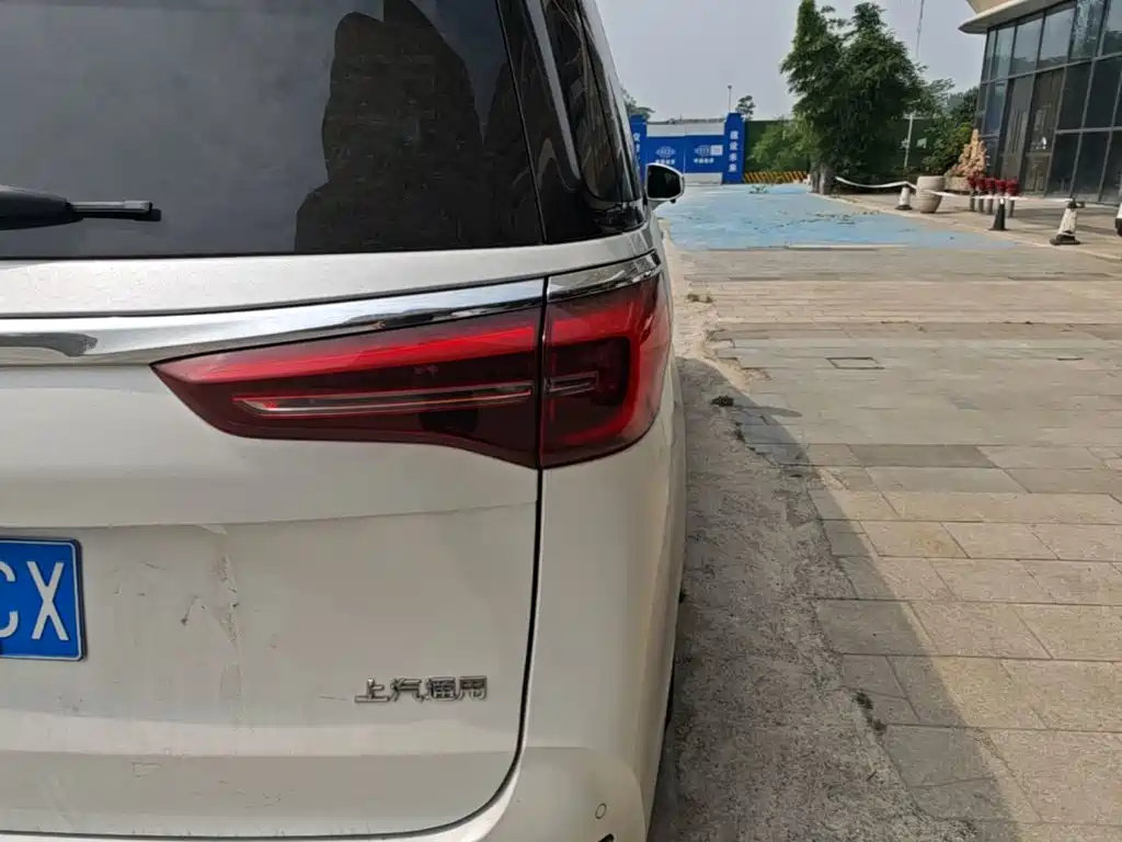 BUICK GL8