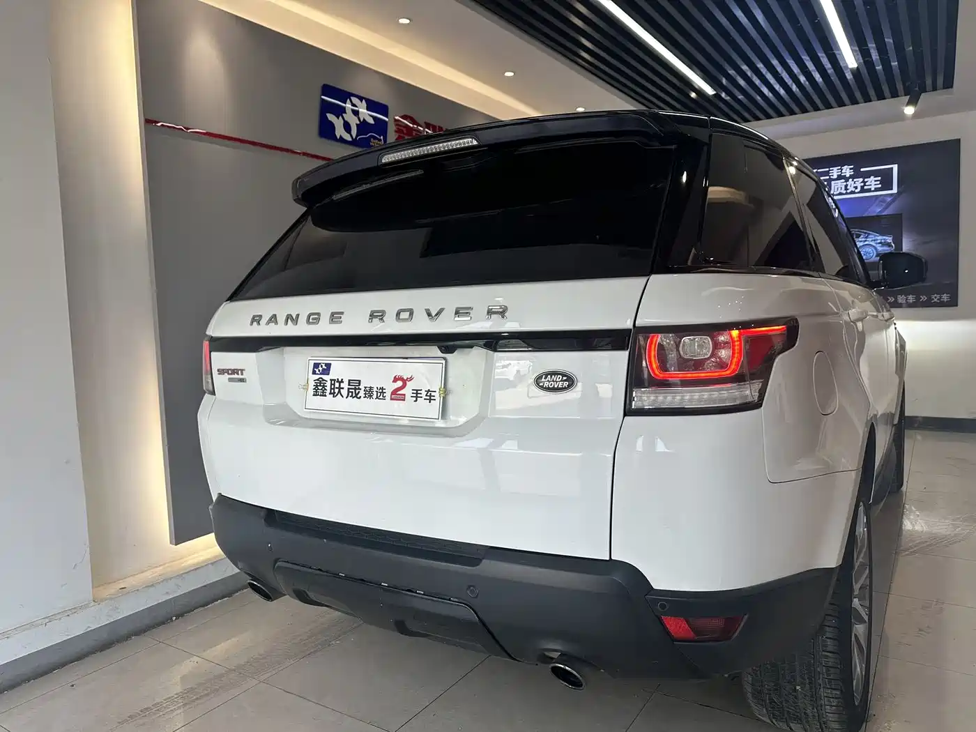 Land Rover Range Rover Sport 2014 3.0 SC V6 HSE DYNAMIC фото 6