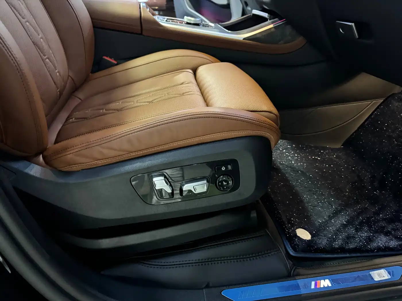 BMW X7 2023 xDrive40i Leading Luxury Package фото 11