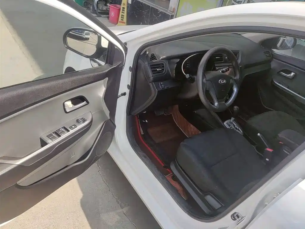 Kia K2 2015 Sedan 1.4L AT GLS фото 15