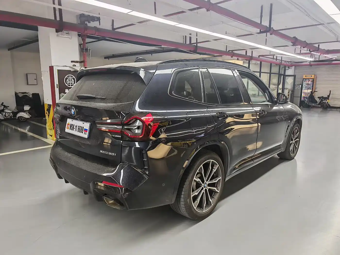 BMW X3 2025 xDrive30L Leading Model M Sport Black Package фото 5