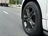 Фото 39 - Ford Edge