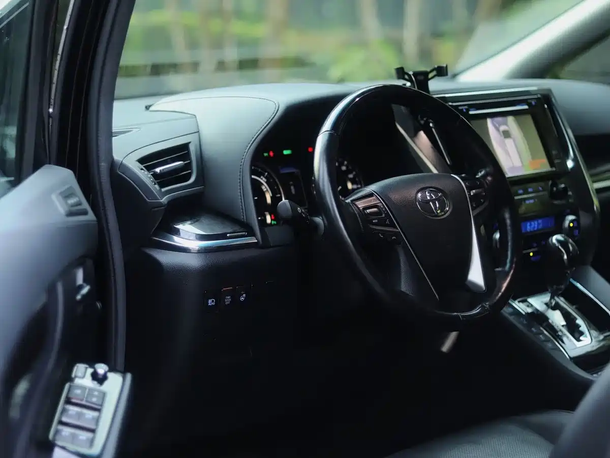 Toyota Vellfire 2020 2019 Hybrid 2.5L HV Luxury Edition