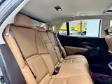 Фото 11 - Lexus LS