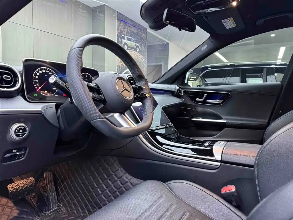 Mercedes-Benz C-Class 2022 Facelift C 200 L Sport фото 8