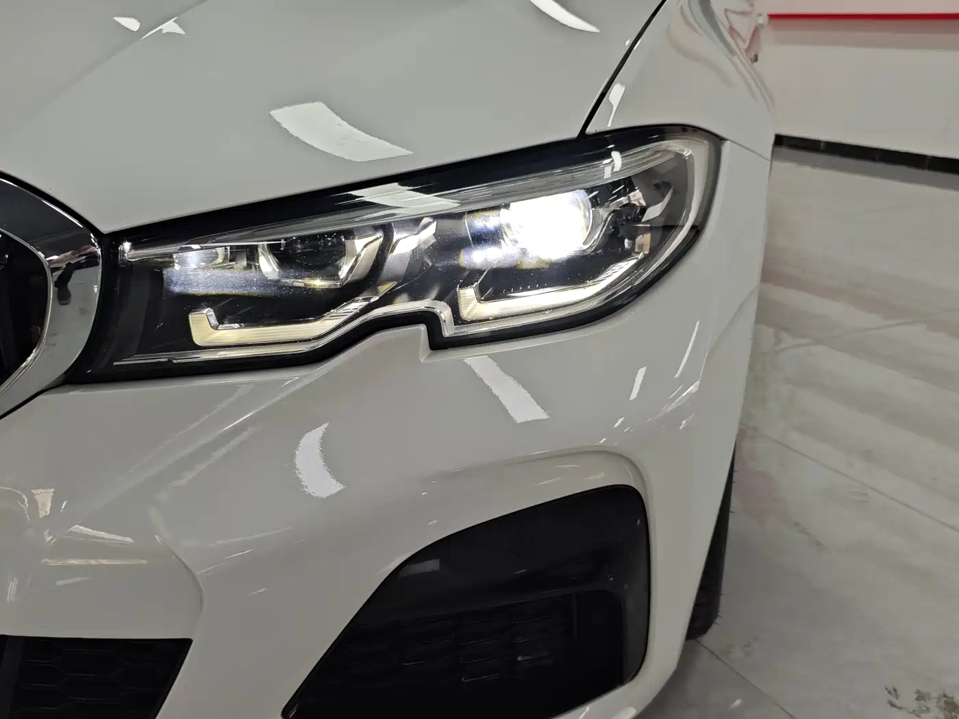 BMW 3 Series 2022 325Li M Sport Package фото 3