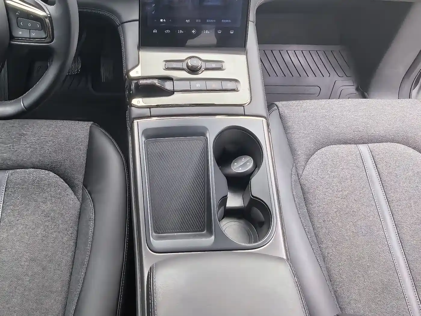 NIO EC6 2020 Model 615KM Performance Edition фото 4