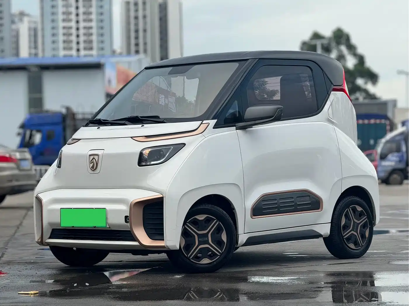 2021 Baojun E200