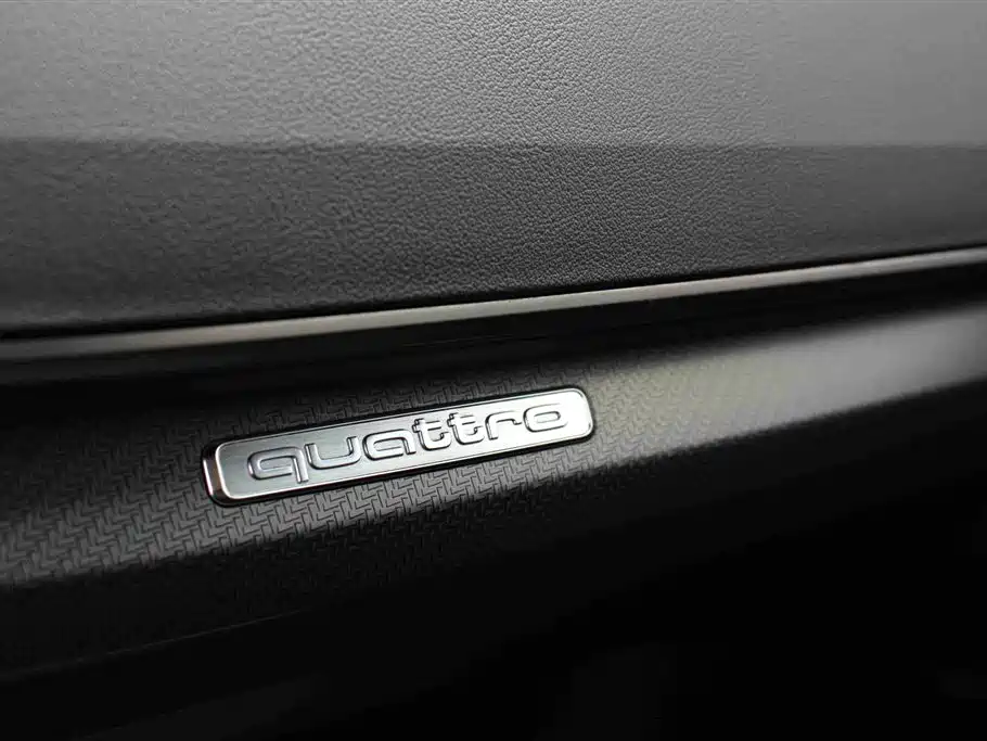 Audi Q5L 2022 Facelift 40T Luxury Dynamic фото 8