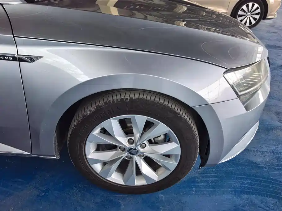 Škoda Superb 2018 TSI280 DSG Comfort (China V) фото 6