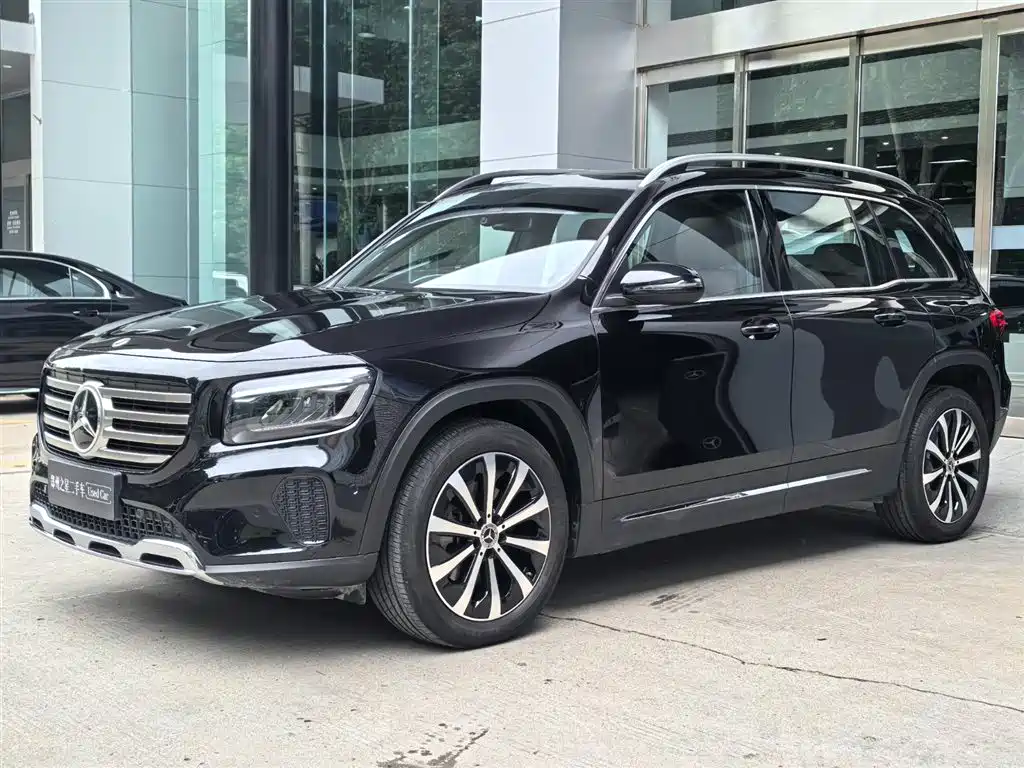 Mercedes-Benz GLB 2025 Model GLB 220 Fashion Style