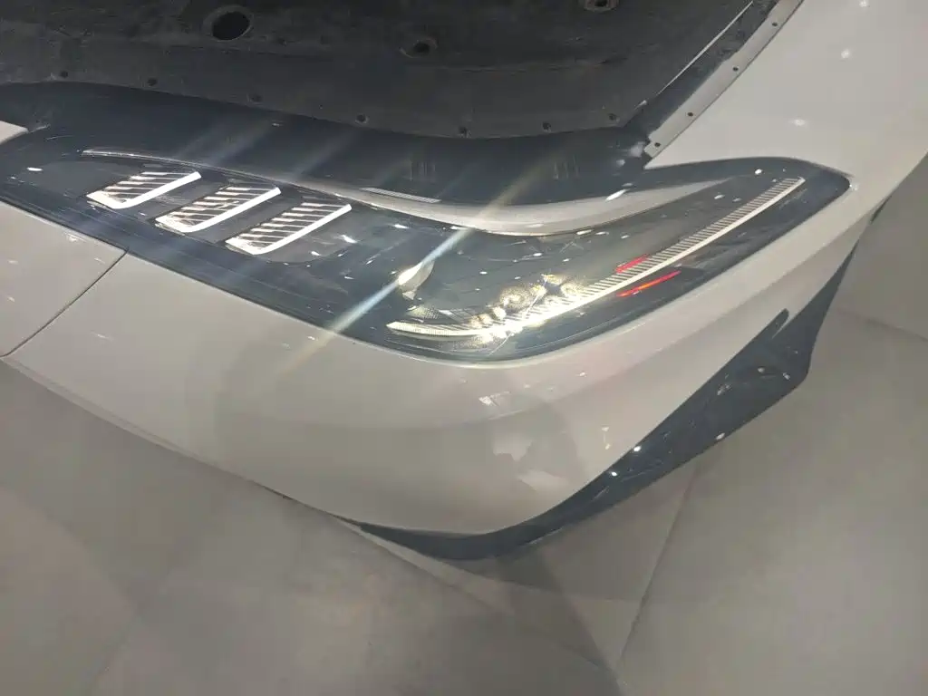 صورة 7 - Nezha Auto Nezha GT