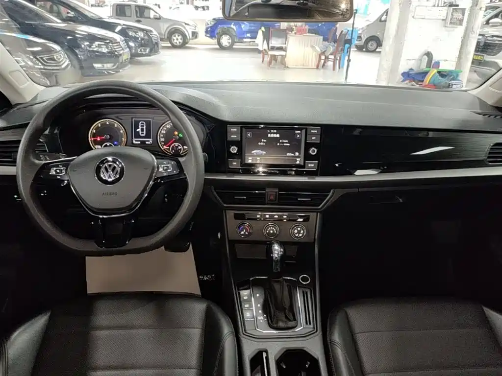 Volkswagen Lavida 2019 1.5L Automatic Comfort Edition China VI фото 10