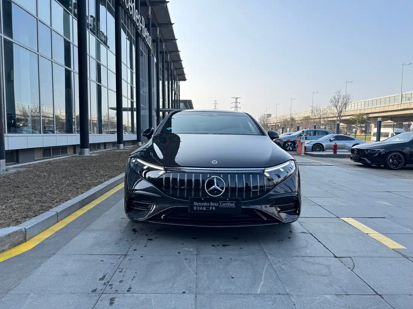 MERCEDES-BENZ EQS AMG