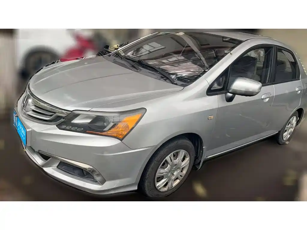 Everus S1 2014 2014 1.3L Manual Comfort Edition