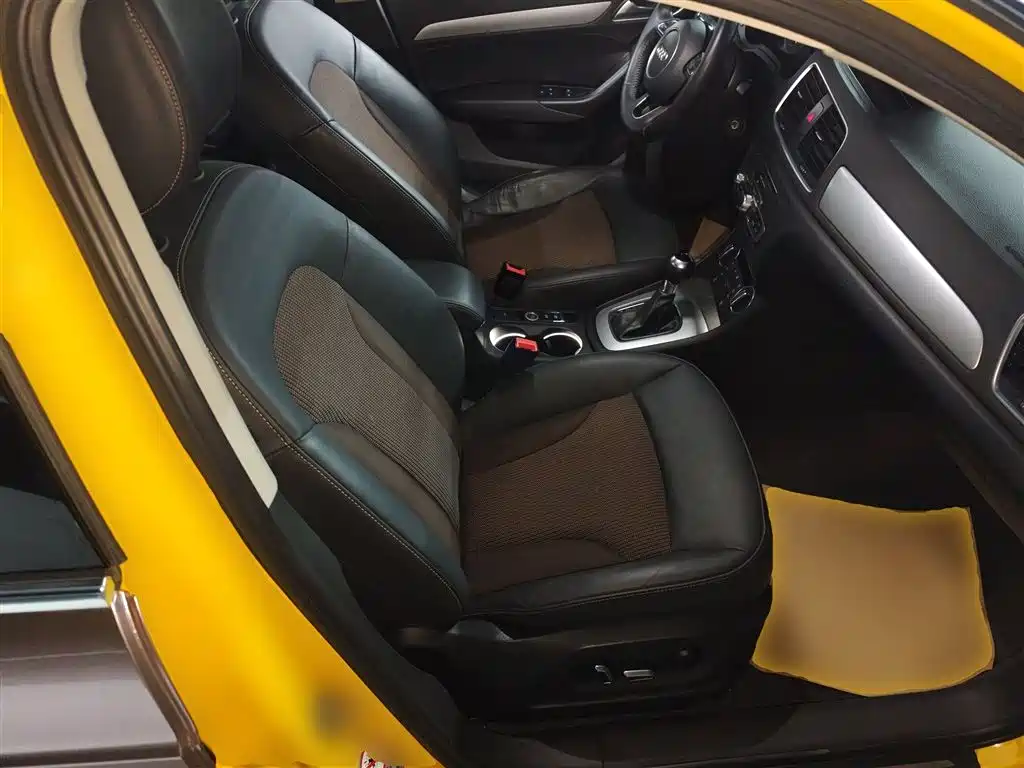 Audi Q3 2017 30 TFSI Fashion фото 18