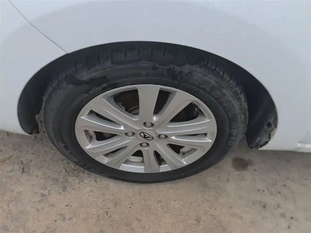 Cowin Kaiyi C3 2016 2015 1.5L AMT Gold Diamond Edition