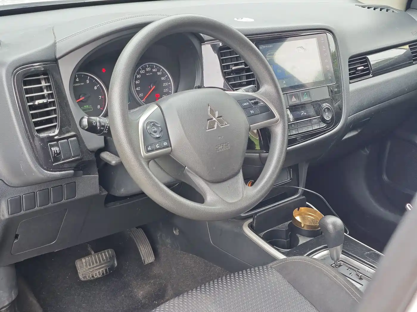 Mitsubishi Outlander 2021 2.0L FWD Comfort Edition 5-seater фото 10