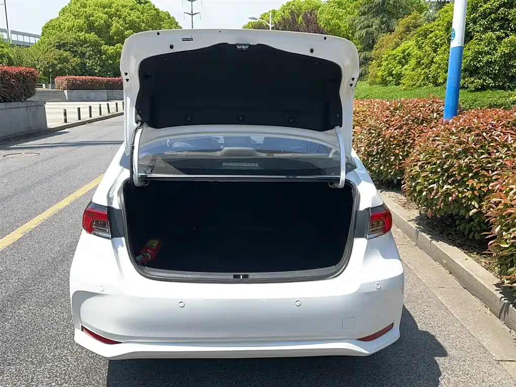 Toyota Corolla 2022 TNGA 1.5L CVT Pioneer Edition фото 15