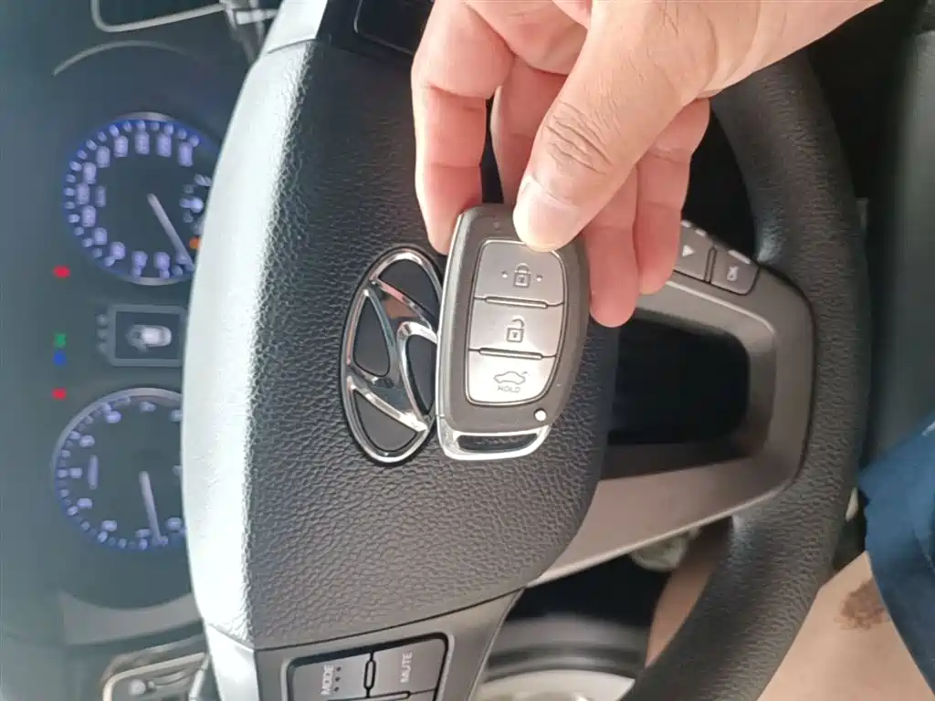Hyundai Mistra 2014 1.8L Auto Smart GLS фото 9