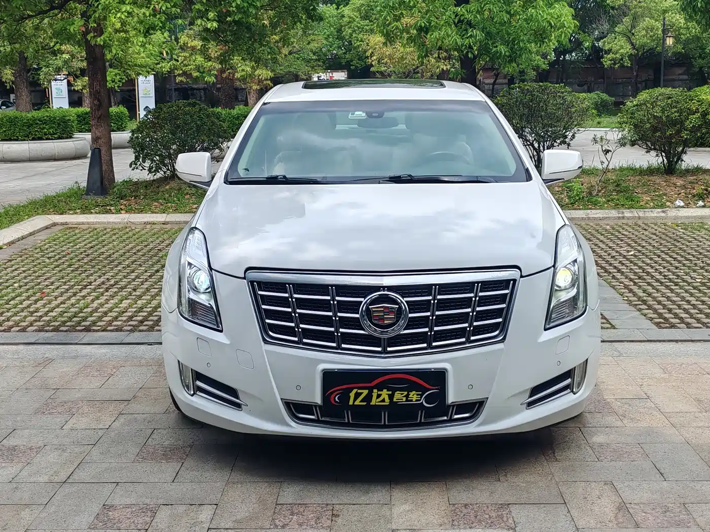 Cadillac XTS 2014 28T Elite фото 2