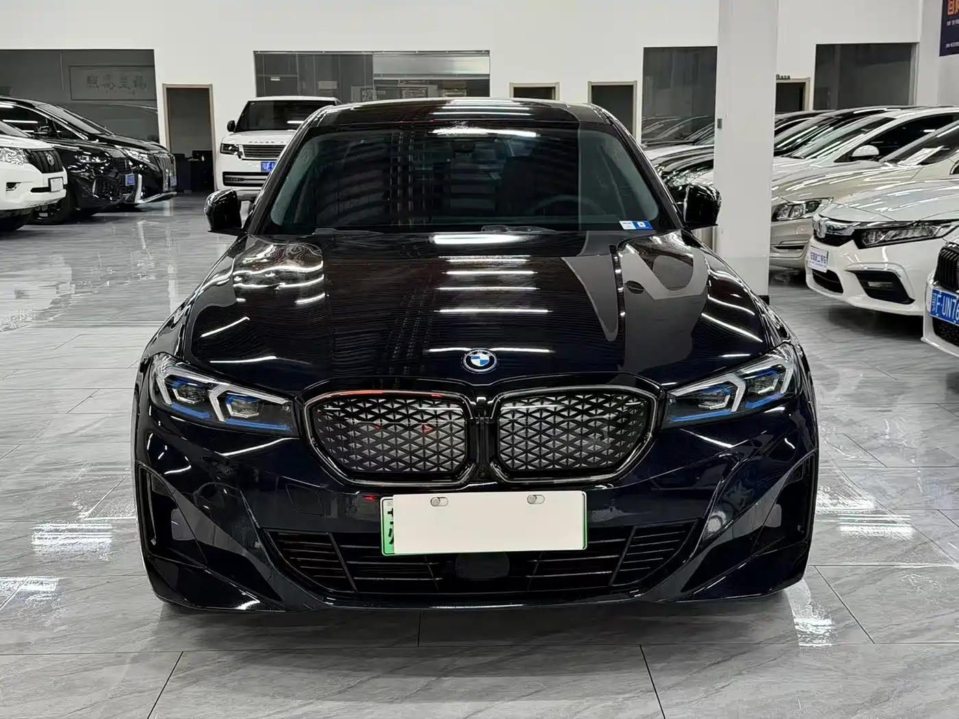 BMW i3 2025 eDrive 40 L Shadow Night Sport Package фото 2