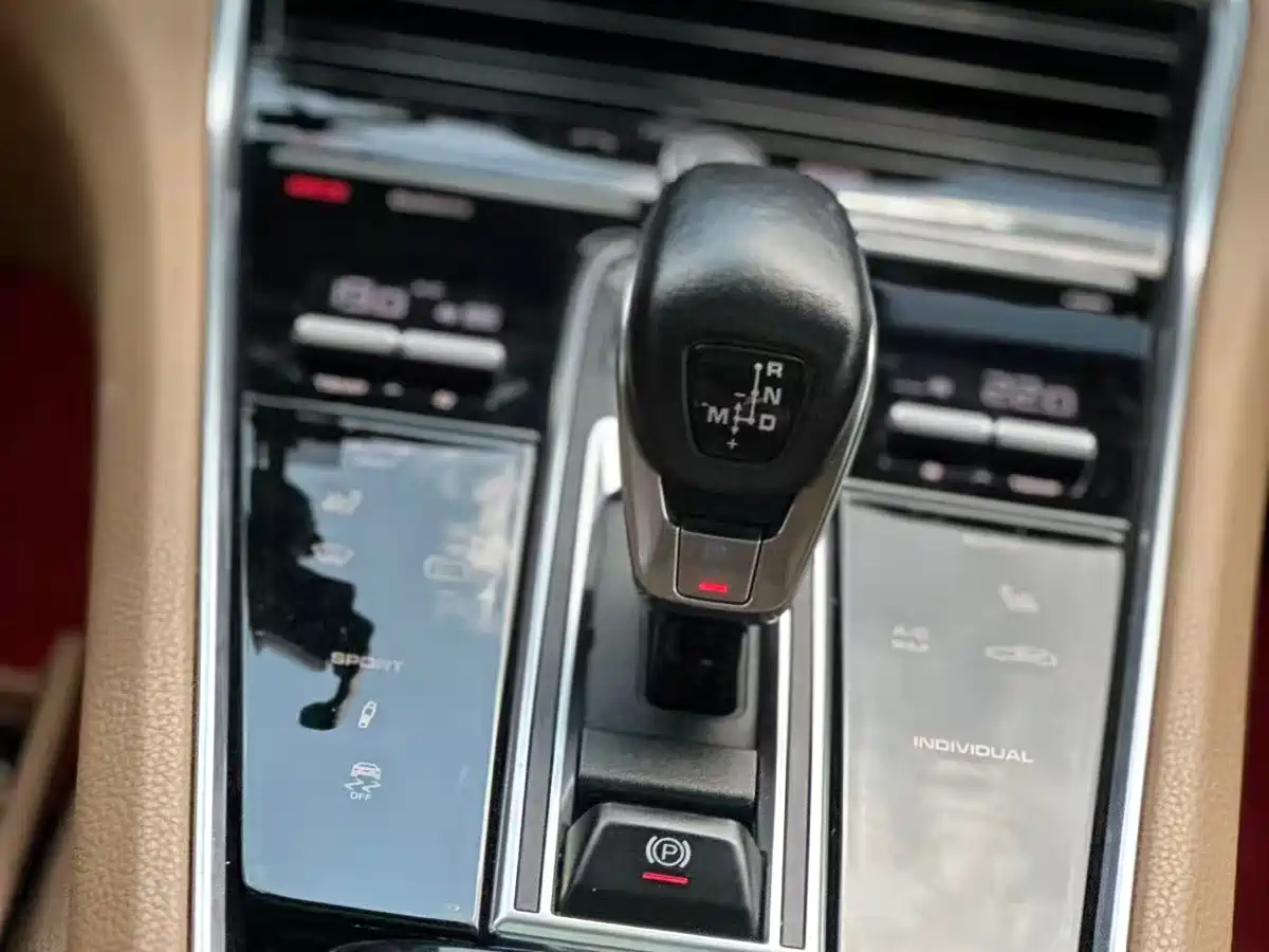 Porsche Panamera 2017 Panamera 3.0T фото 10