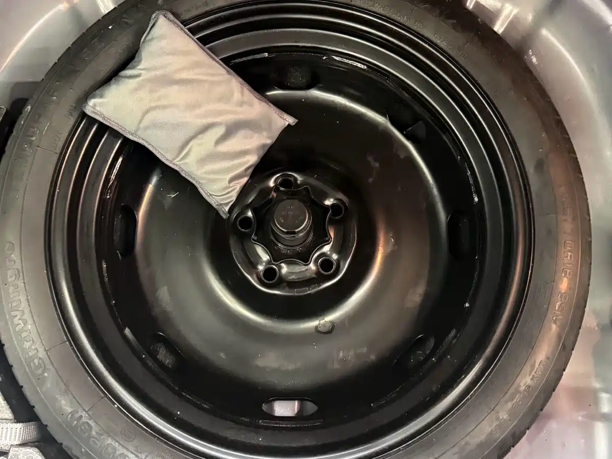 VOLKSWAGEN T ROC EXPLORING SONGS