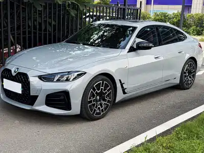 BMW 4