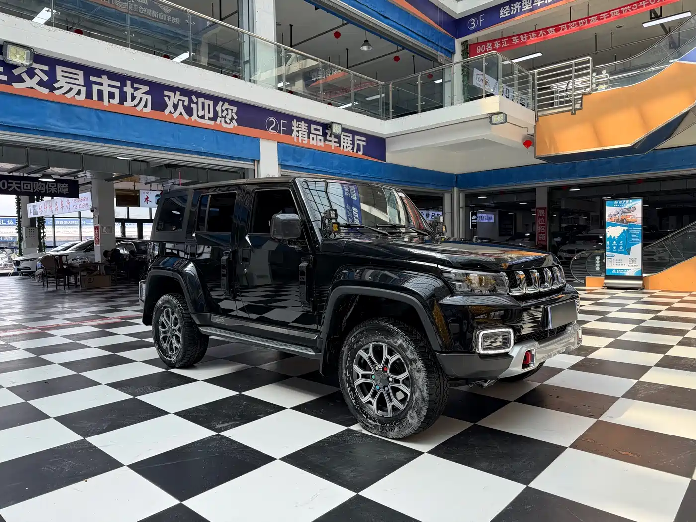 BAIC ORV Beijing Offroad BJ40 2023 2.0T Auto 4WD Urban Hunter Knight Edition фото 3