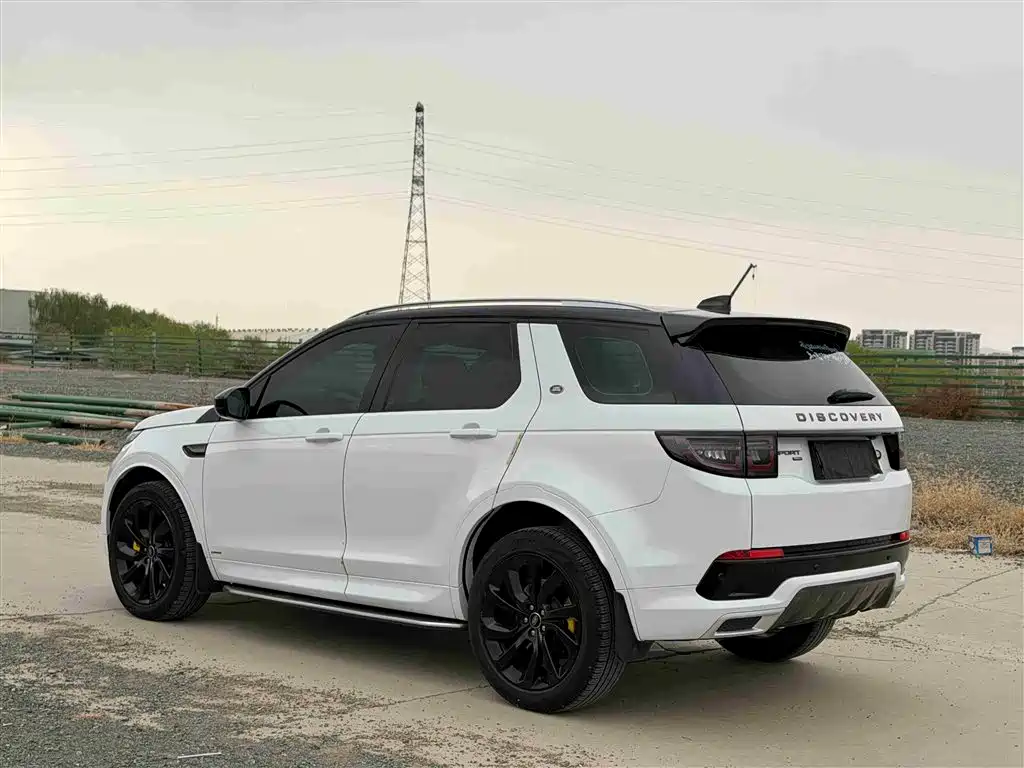 Land Rover Discovery Sport 2022 Model 249PS R-Dynamic SE Performance Tech Edition 5-Seater фото 6