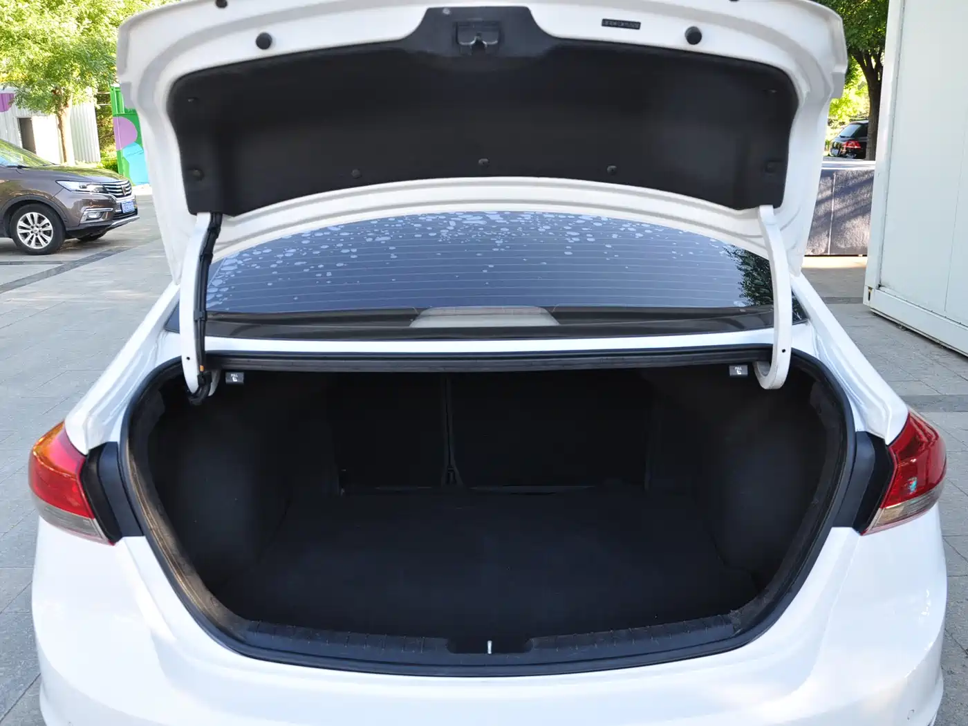Hyundai Elantra 2019 1.5L CVT Smart Elite фото 7