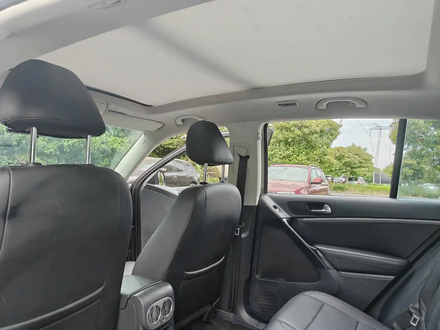 Volkswagen Tiguan 2013 1.8TSI Auto 4WD Luxury фото 7