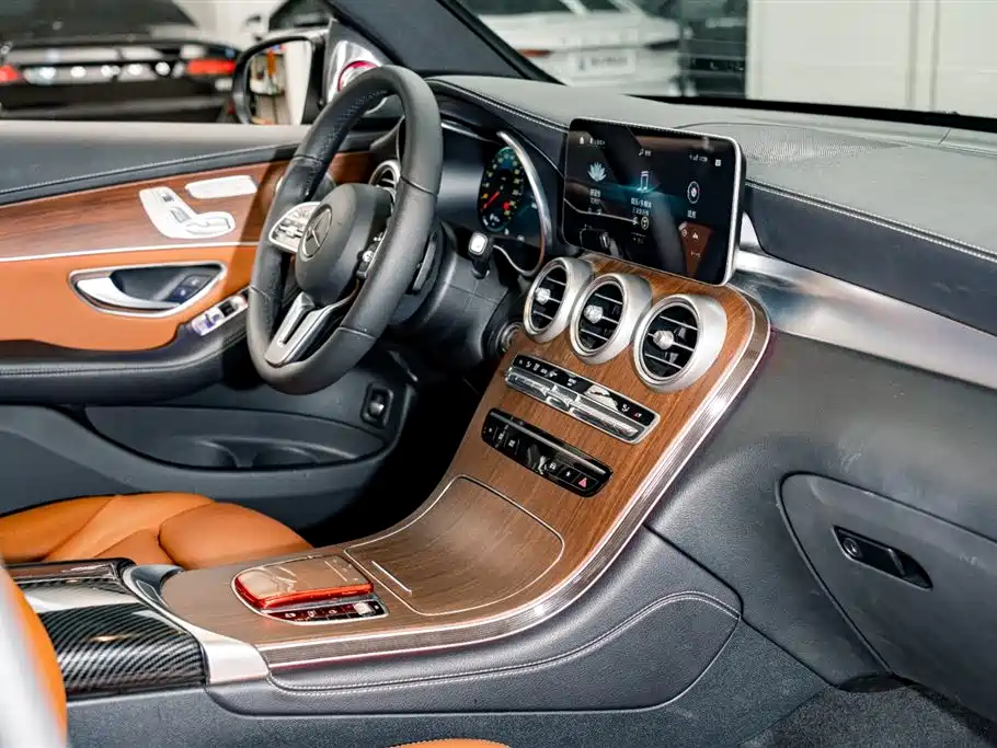 Mercedes-Benz GLC 2021 GLC 300 L 4MATIC Sporty фото 17