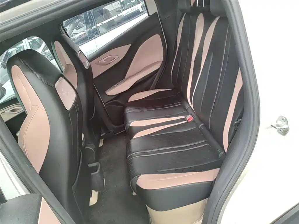 BYD Seagull 2024 Glory Edition 305km Freedom Edition фото 17