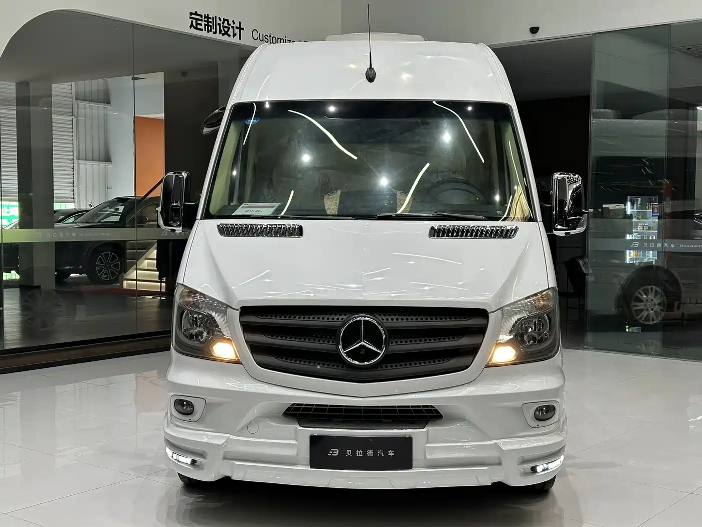 Mercedes-Benz Sprinter 2016 2.1T Comfort Tour Long Wheelbase Extended Version фото 4