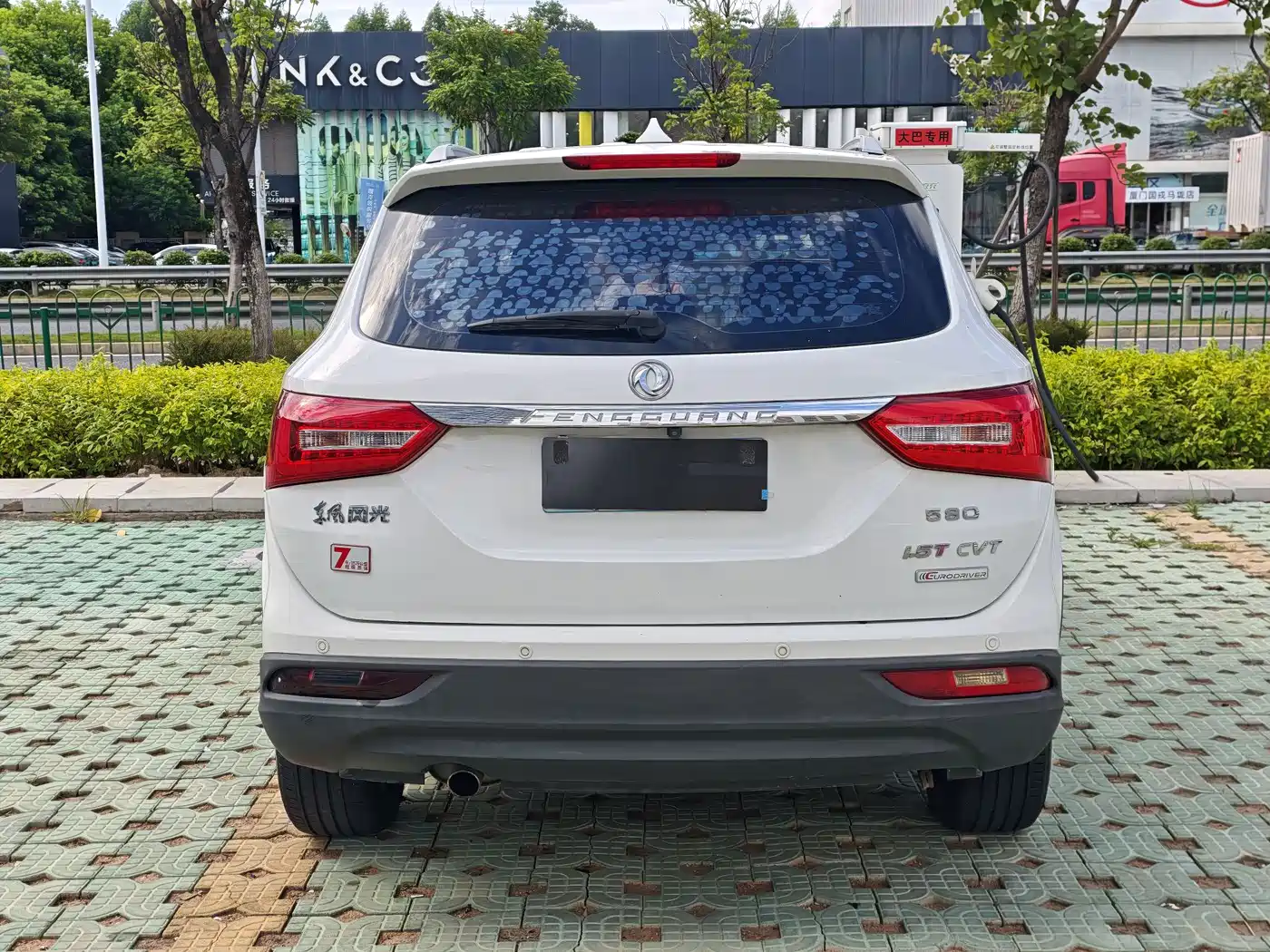 Dongfeng Fengguang Fengguang 580 2018 2017 1.5T CVT Comfort Version