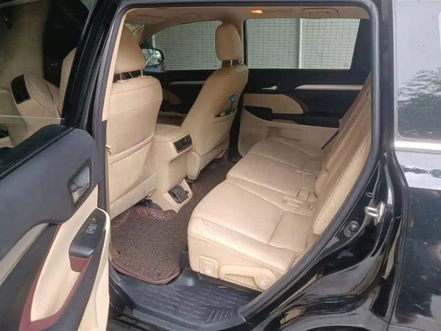 Toyota Highlander 2015 2.0T AWD Luxury Edition 7-seater фото 11