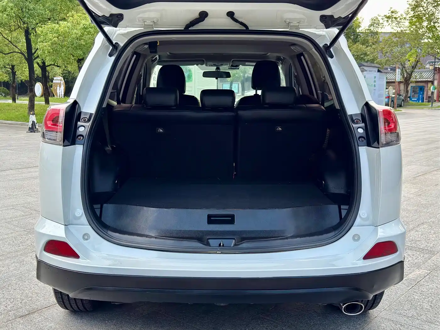Toyota RAV4 Rongfang 2016 2.0L CVT 2WD Trend (China V) фото 18