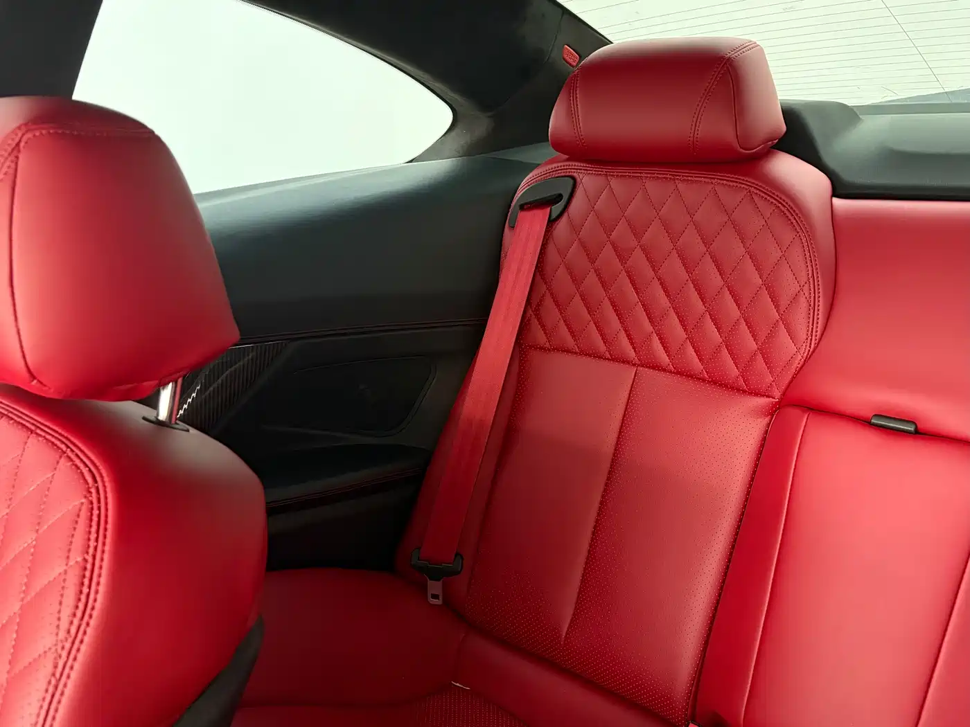BMW 6 Series 2012 640i Coupe фото 11