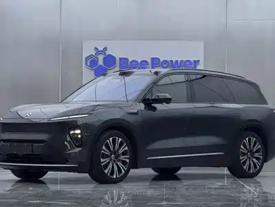 NIO ES8