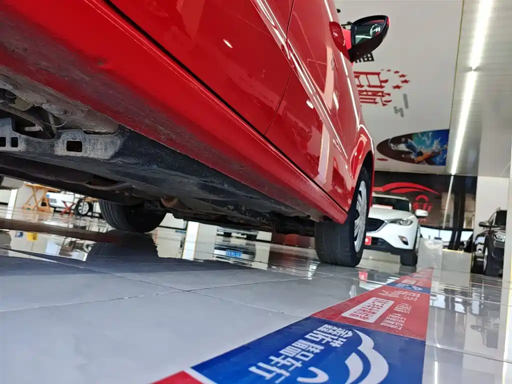 Volkswagen Polo 2016 1.4L Automatic Trend фото 21