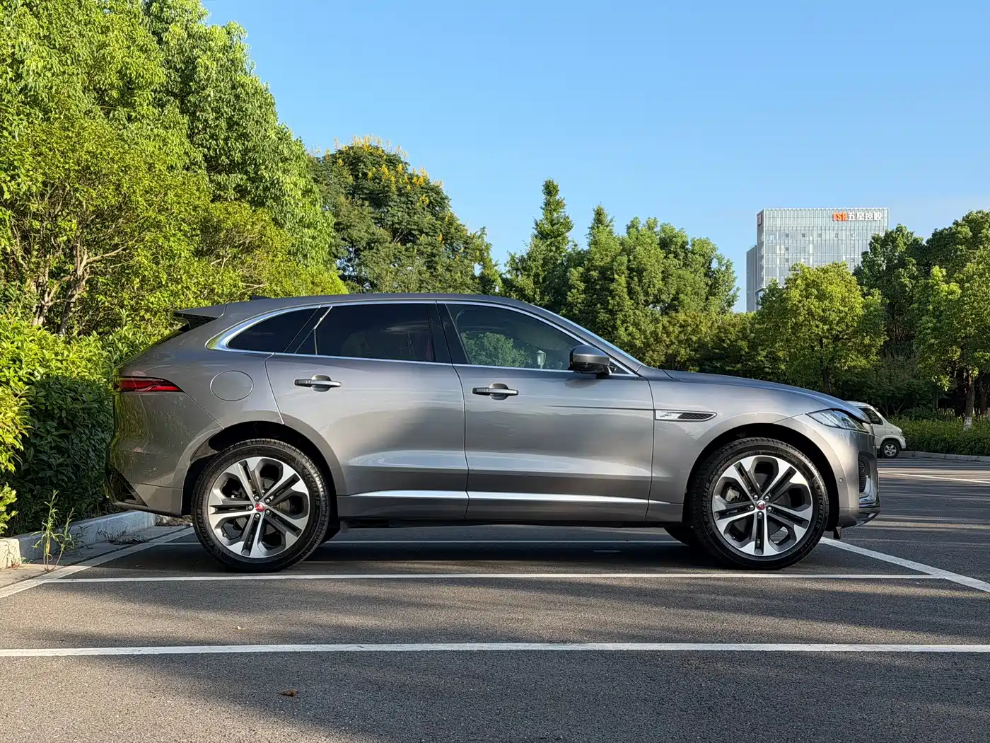 Jaguar F-Pace, миниатюра 4
