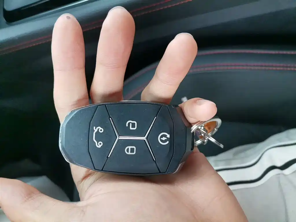 Lynk & Co 03 2019 2.0TD Auto Power Pro Version фото 12