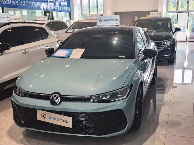 Volkswagen Passat Pro 380TSI, Star Sky Dragon Noble