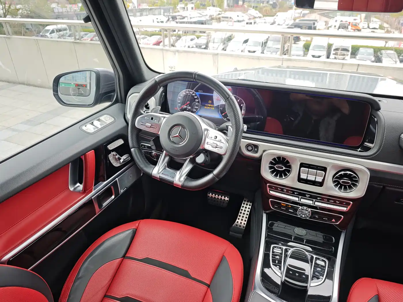 Mercedes-Benz G-Class AMG 2022 AMG G 63 фото 9