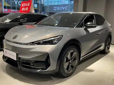 Volkswagen ID. UNYX 06